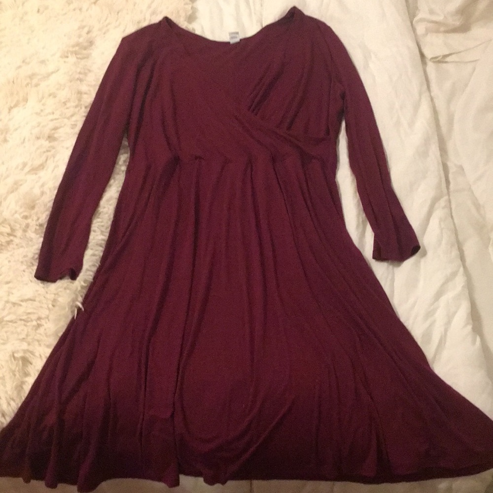 Old navy burgundy v neck dress